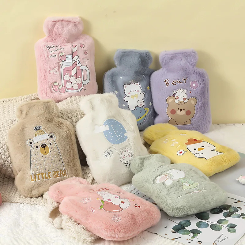 Bouillotte peluche à eau 500 ml | 4h de chaleur, motifs Kawaii - Miss Bouillotte