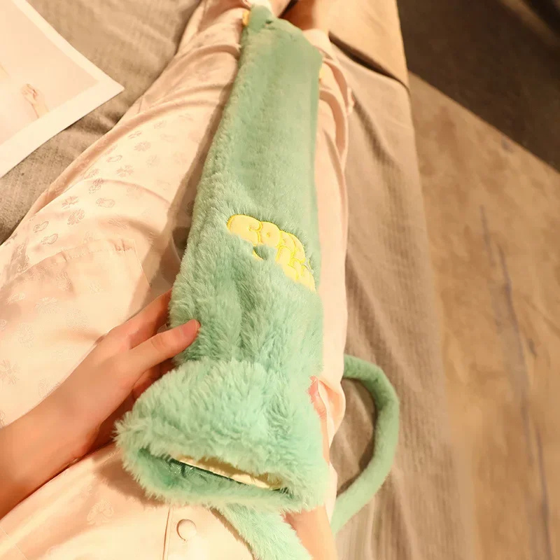 Bouillotte peluche Kawaii à eau longue 1,5L | 6h de chaleur, moumoute avec queue - Miss Bouillotte