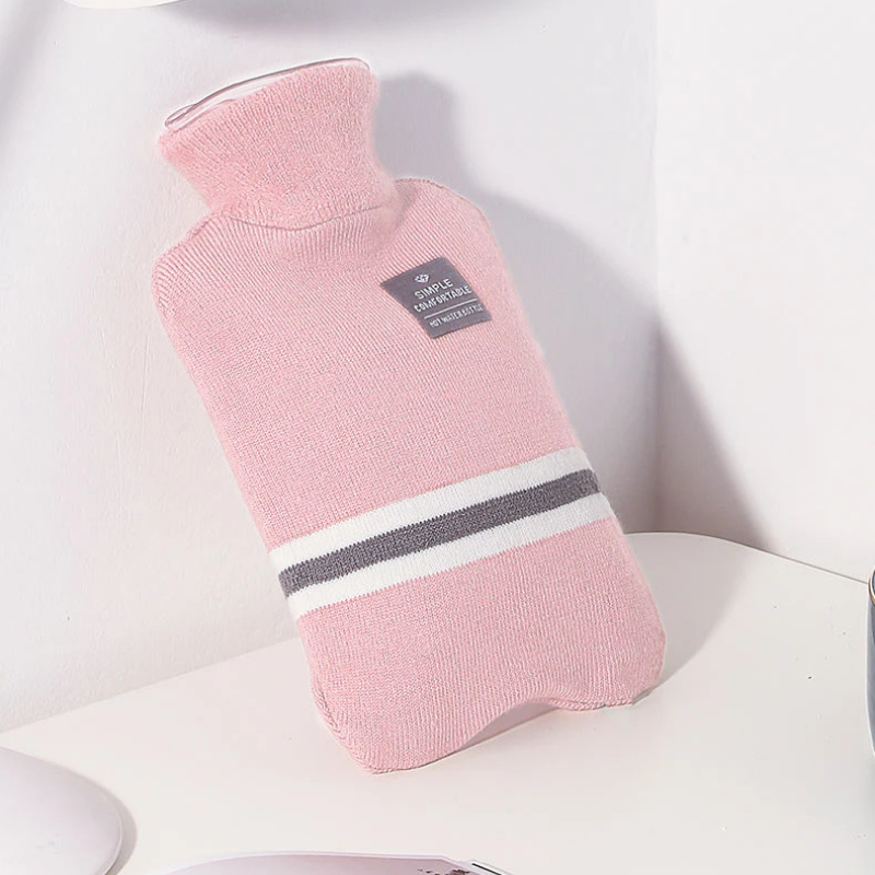 Bouillotte à eau 2L | 6h de chaleur, housse style pullover - Miss Bouillotte